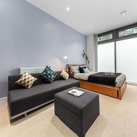 Trendy 2 Bed Flat In Greenwich With Car Parking Londra Exterior foto