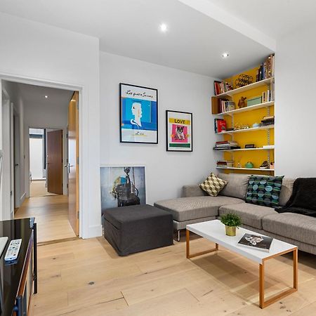Trendy 2 Bed Flat In Greenwich With Car Parking Londra Exterior foto