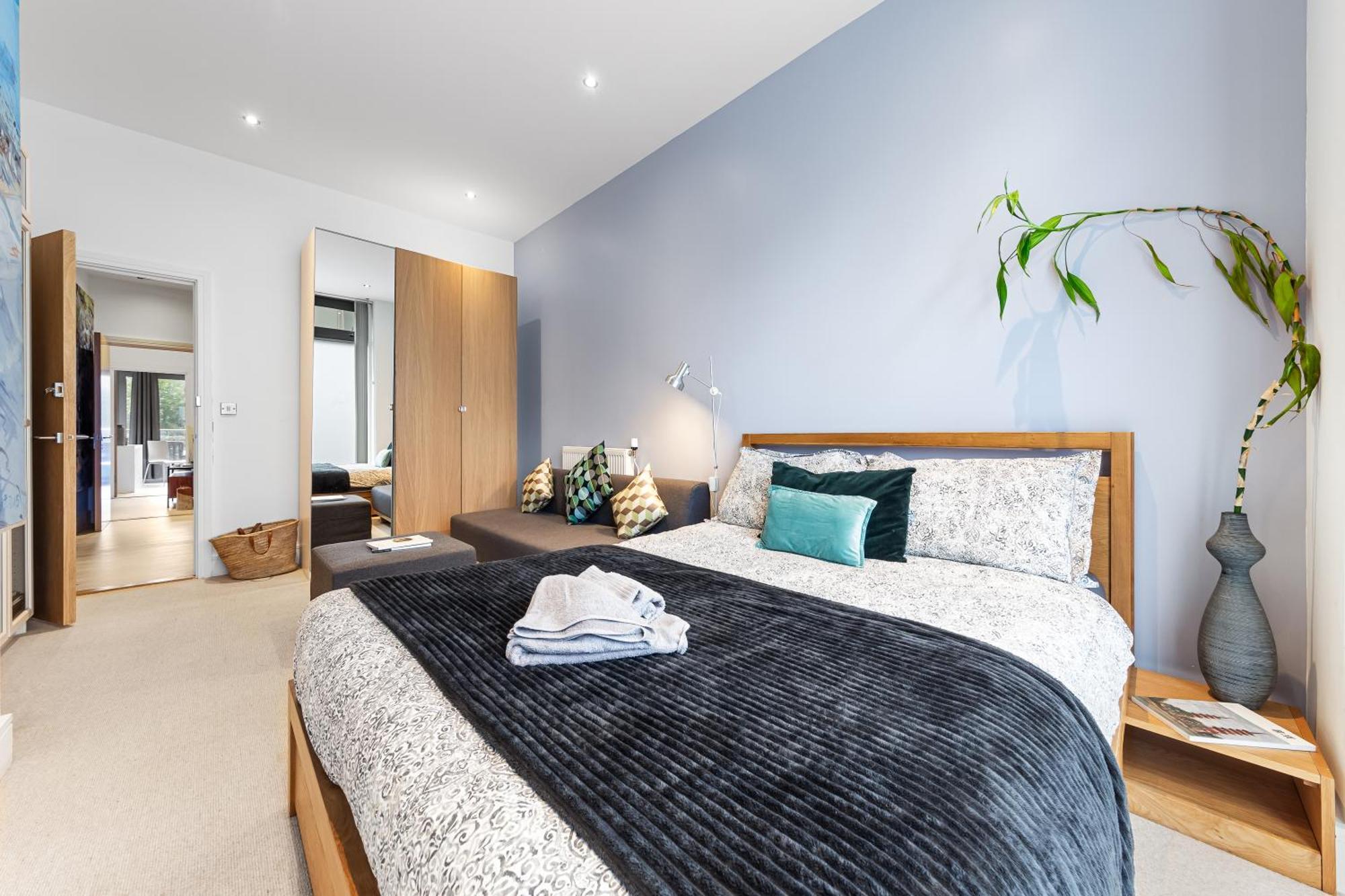 Trendy 2 Bed Flat In Greenwich With Car Parking Londra Exterior foto