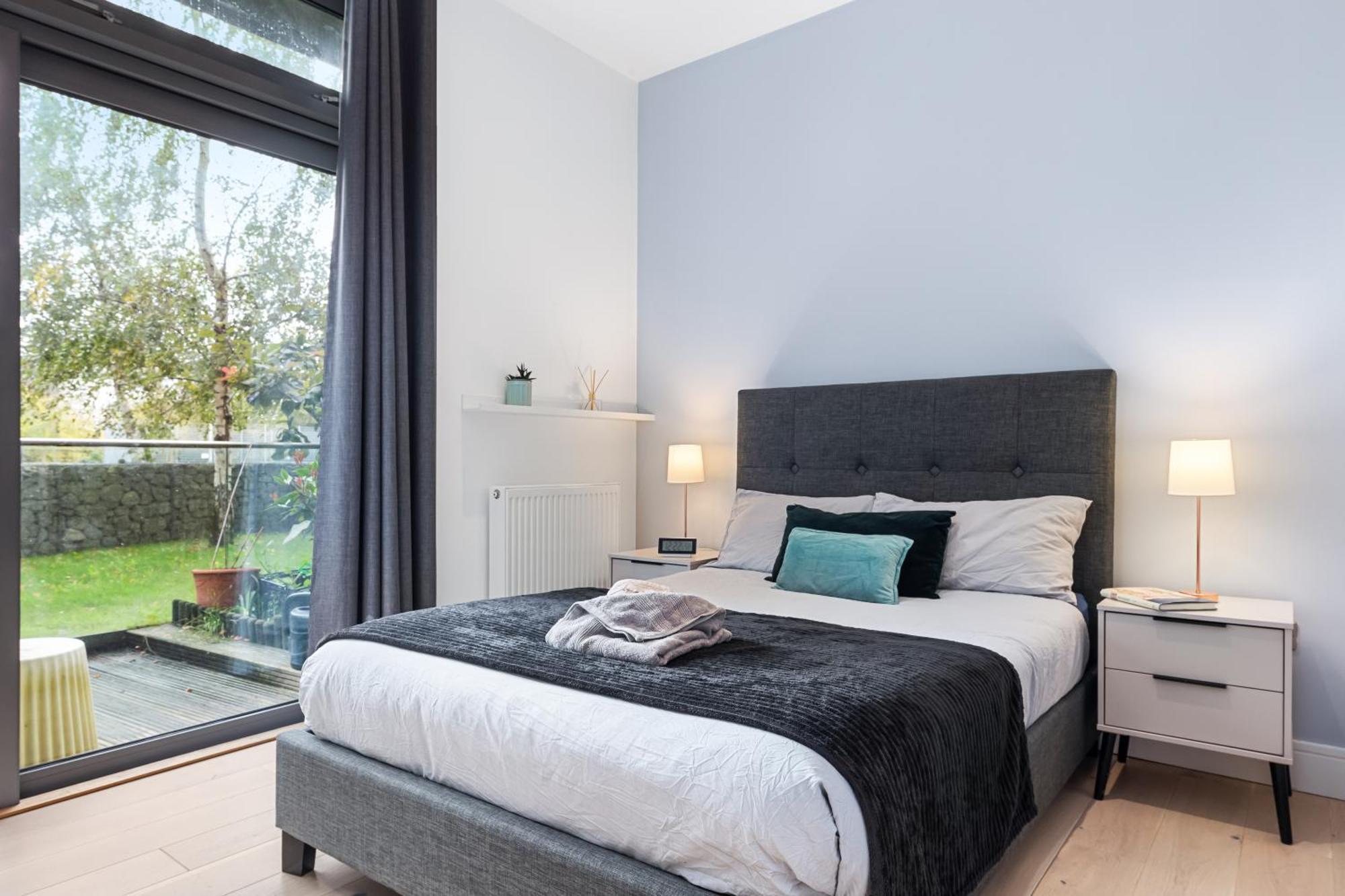 Trendy 2 Bed Flat In Greenwich With Car Parking Londra Exterior foto